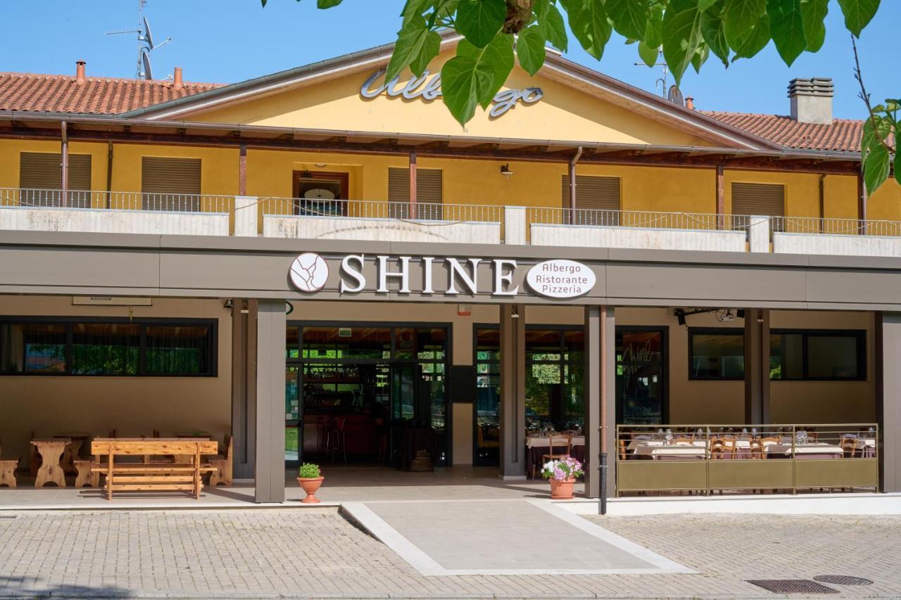 Albergo Shine Acqualagna Exterior foto